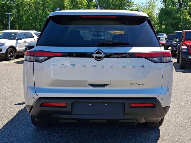 2024 Nissan Pathfinder SV 4WD