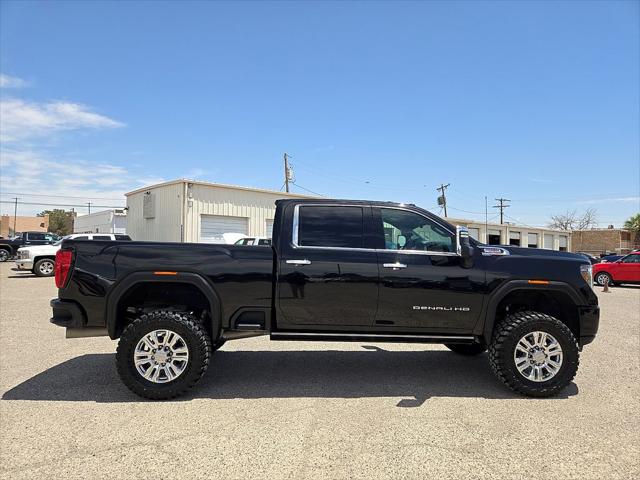 2023 GMC Sierra 2500HD 4WD Crew Cab Standard Bed Denali
