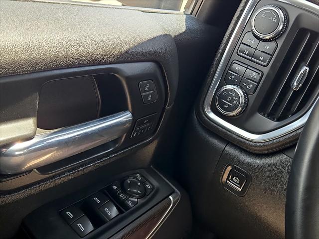 2023 GMC Sierra 2500HD 4WD Crew Cab Standard Bed Denali
