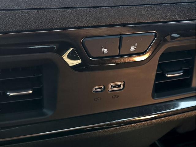 2025 GMC Sierra 1500 4WD Crew Cab Short Box AT4