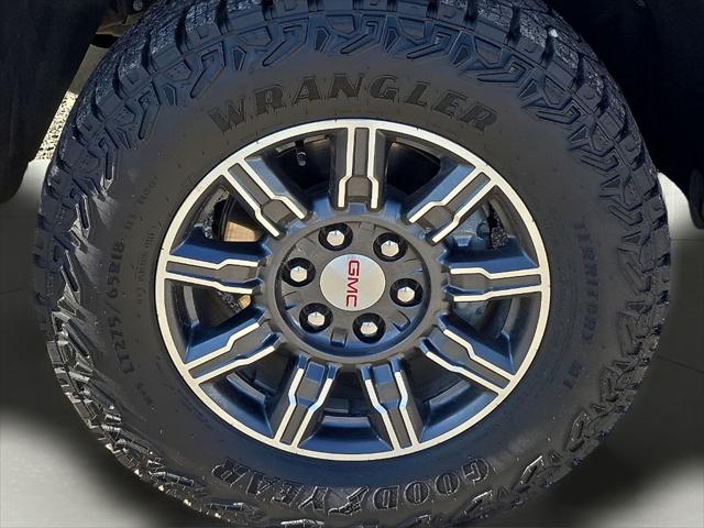 2025 GMC Sierra 1500 4WD Crew Cab Short Box AT4