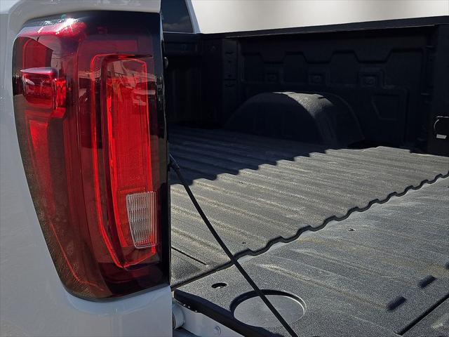 2025 GMC Sierra 1500 4WD Crew Cab Short Box AT4