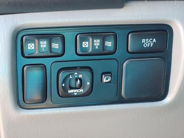 2004 Lexus LX 470 470