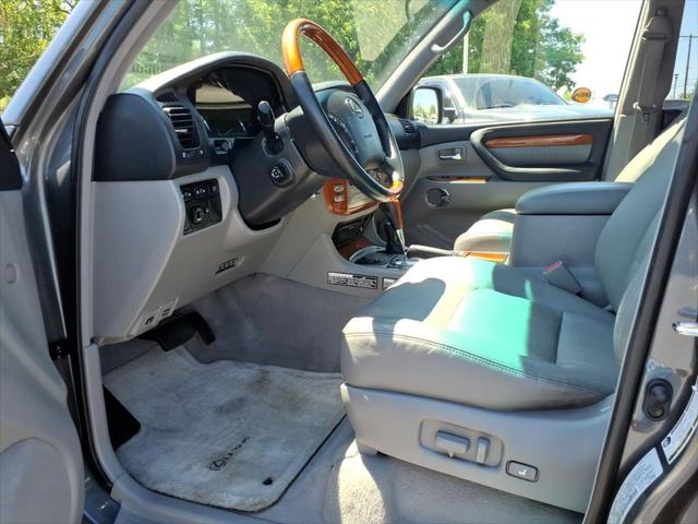2004 Lexus LX 470 470