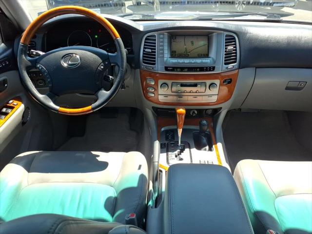 2004 Lexus LX 470 470