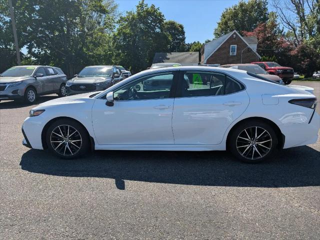 2023 Toyota Camry SE AWD