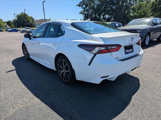 2023 Toyota Camry SE AWD