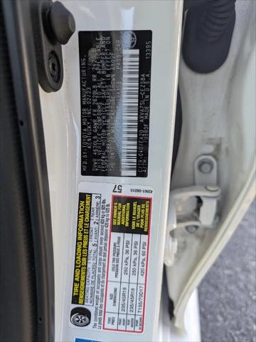 2023 Toyota Camry SE AWD