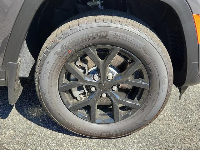 2026 Jeep Grand Cherokee L Altitude 4x4