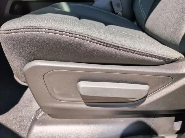 2026 Ram 1500 Express Crew Cab 4x4 57 Box