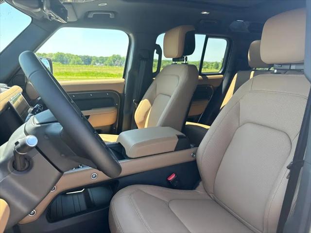 2026 Land Rover Defender P400 X-Dynamic SE