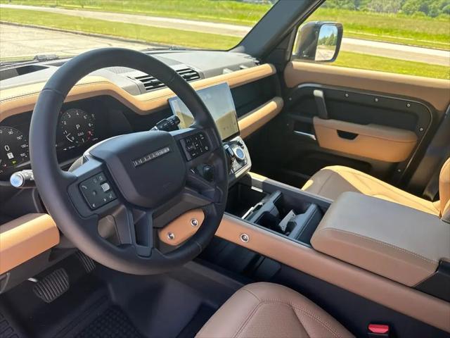 2026 Land Rover Defender P400 X-Dynamic SE