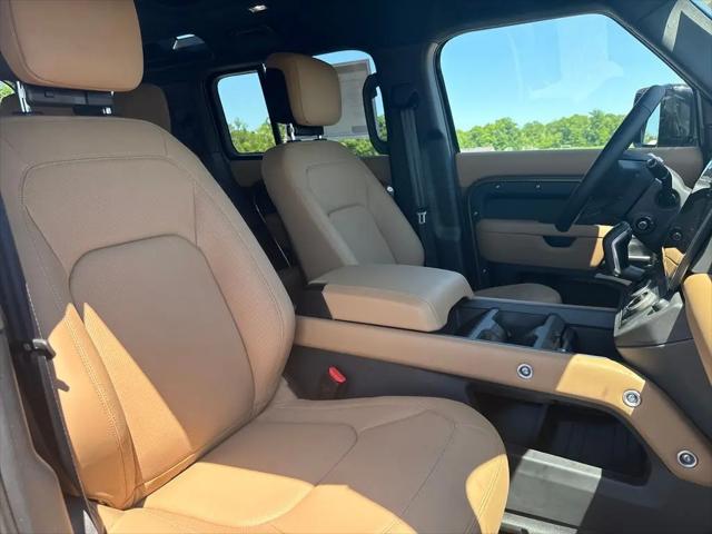 2026 Land Rover Defender P400 X-Dynamic SE