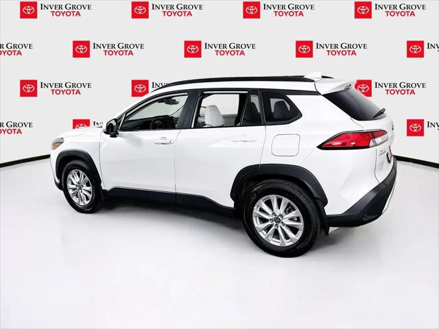 2024 Toyota Corolla Cross LE