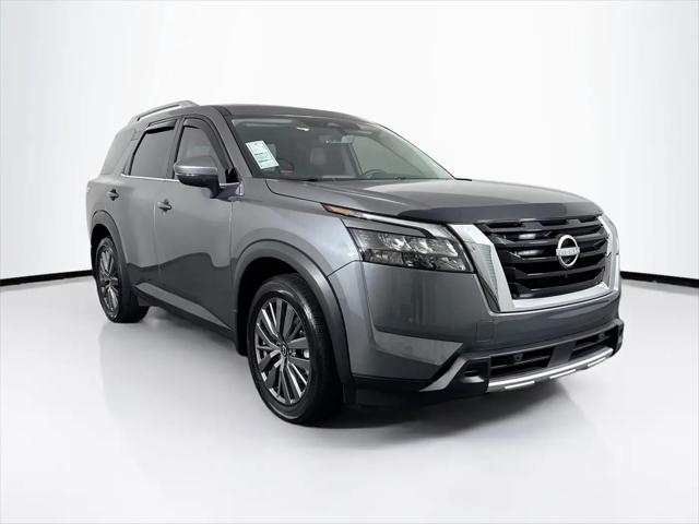 2025 Nissan Pathfinder SL FWD