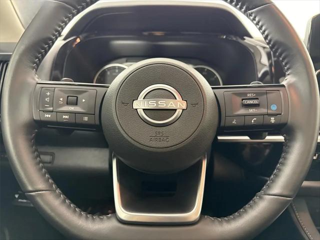 2025 Nissan Pathfinder SL FWD