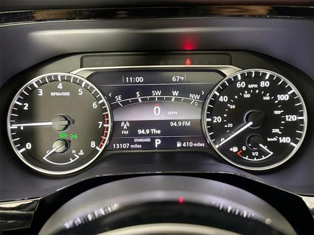 2025 Nissan Pathfinder SL FWD