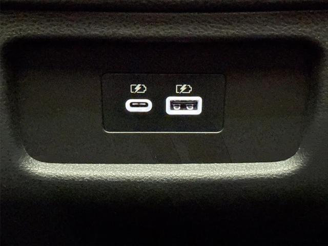 2025 Nissan Pathfinder SL FWD