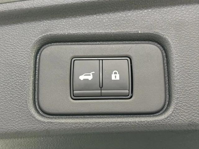 2025 Nissan Pathfinder SL FWD