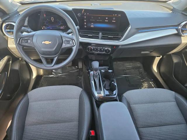 2024 Chevrolet Trax FWD LT