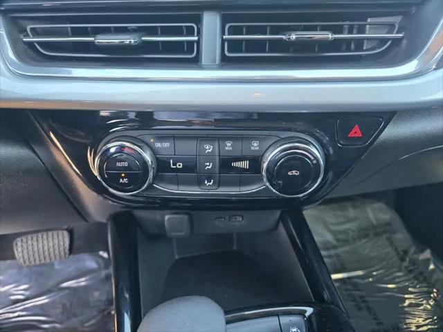 2024 Chevrolet Trax FWD LT