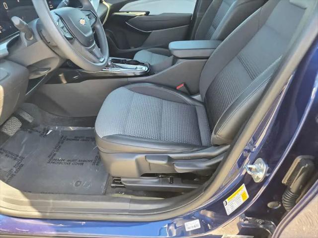 2024 Chevrolet Trax FWD LT