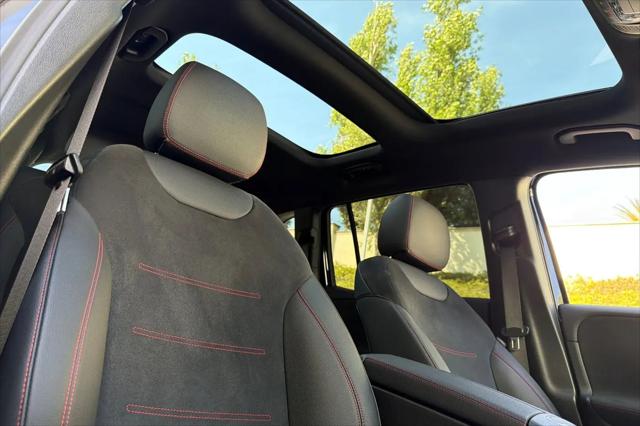 2024 Mercedes-Benz EQB 300 4MATIC