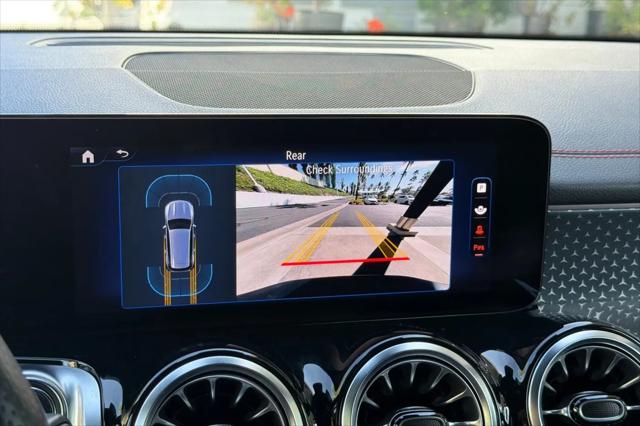 2024 Mercedes-Benz EQB 300 4MATIC