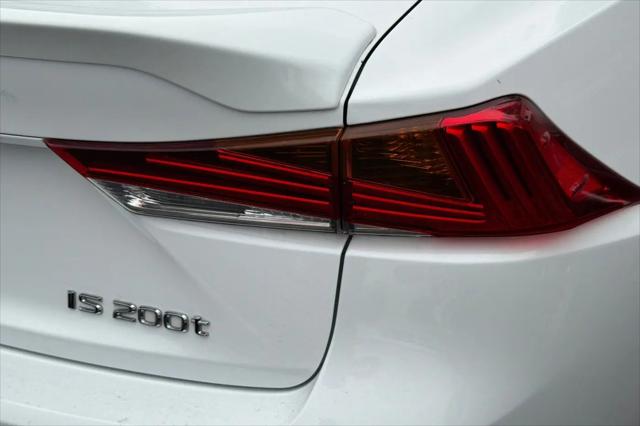 2017 Lexus IS 200t IS Turbo