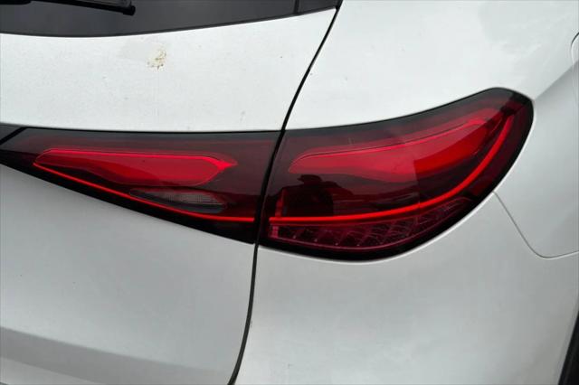2023 Mercedes-Benz GLC SUV
