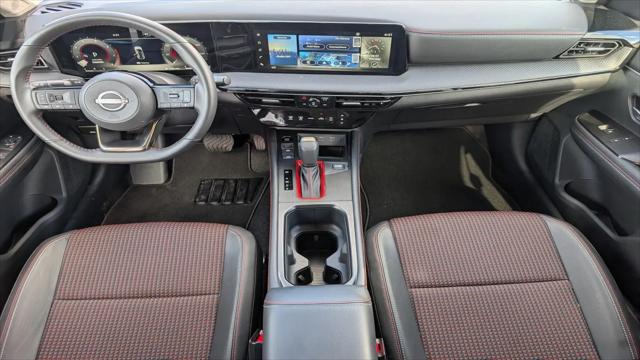 2025 Nissan Kicks SR FWD