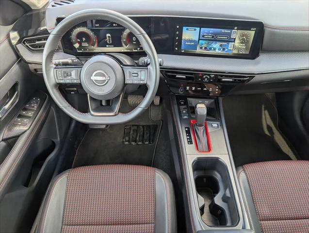 2025 Nissan Kicks SR FWD