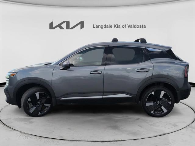2025 Nissan Kicks SR FWD