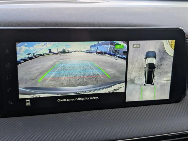 2025 Nissan Kicks SR FWD