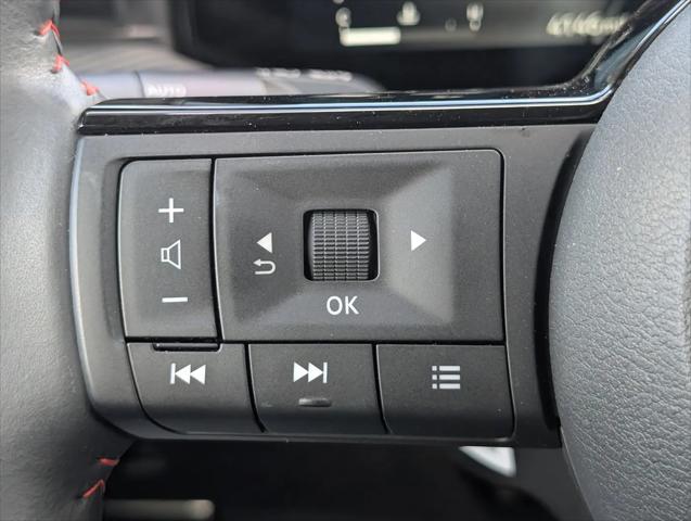 2025 Nissan Kicks SR FWD