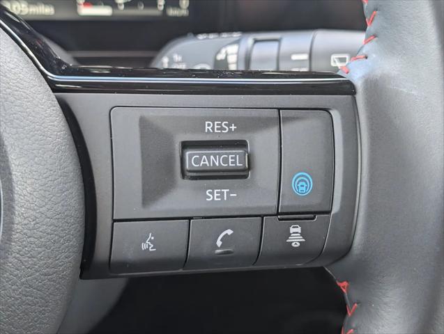 2025 Nissan Kicks SR FWD