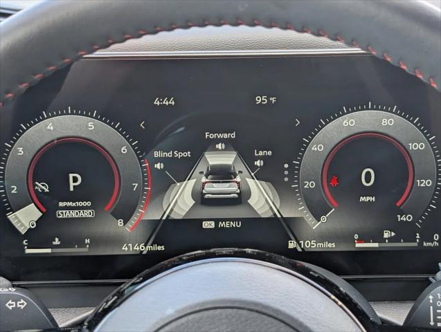 2025 Nissan Kicks SR FWD