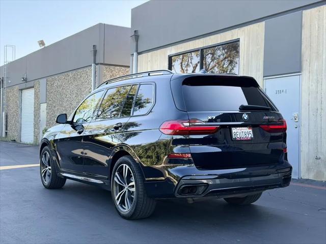 2022 BMW X7 M50i