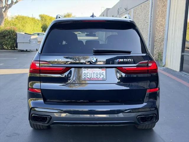 2022 BMW X7 M50i