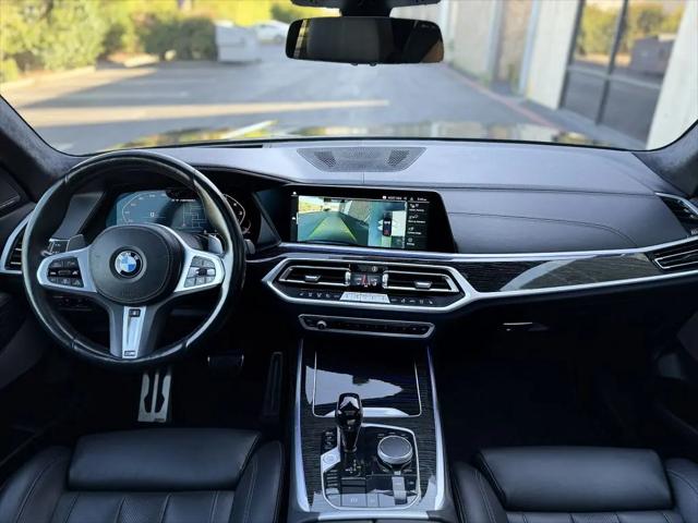 2022 BMW X7 M50i