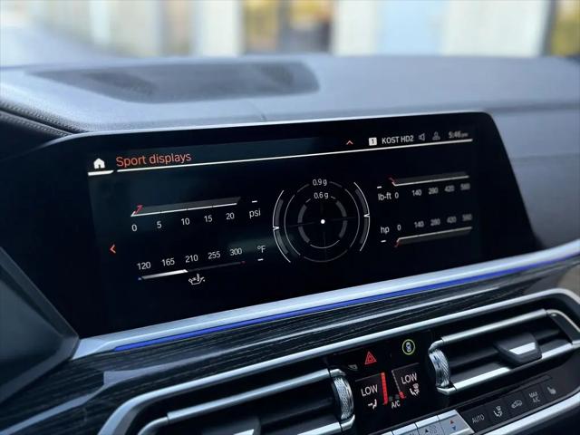 2022 BMW X7 M50i