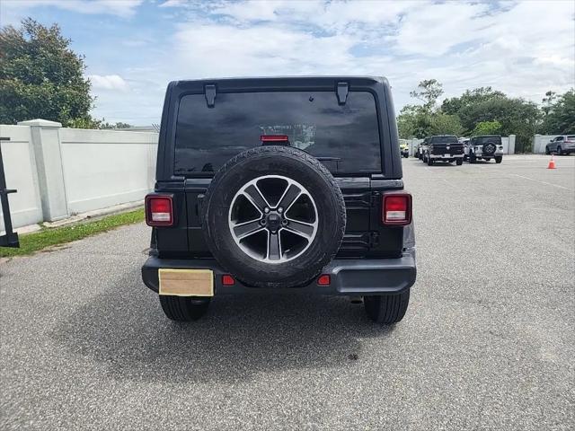 2023 Jeep Wrangler 4-Door Sahara
