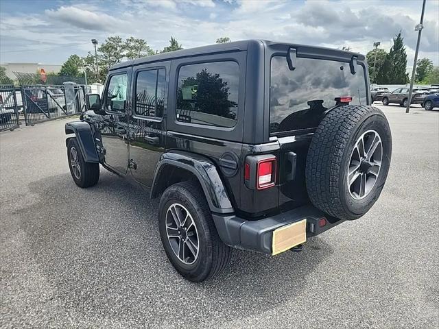 2023 Jeep Wrangler 4-Door Sahara
