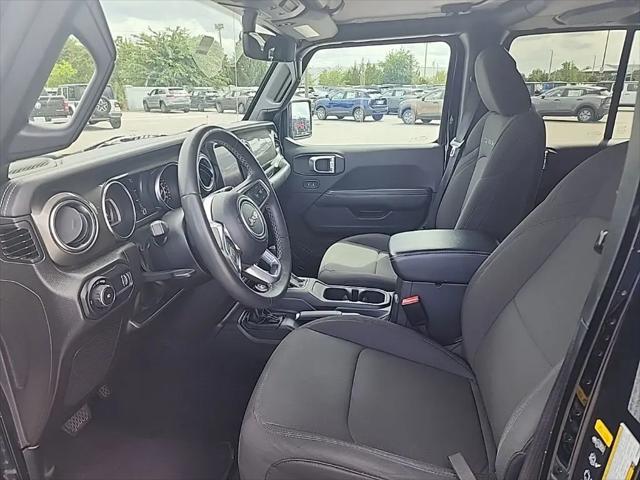 2023 Jeep Wrangler 4-Door Sahara