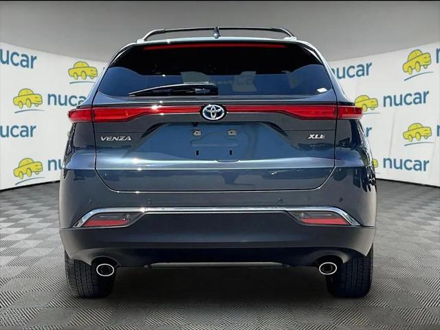 2023 Toyota Venza XLE