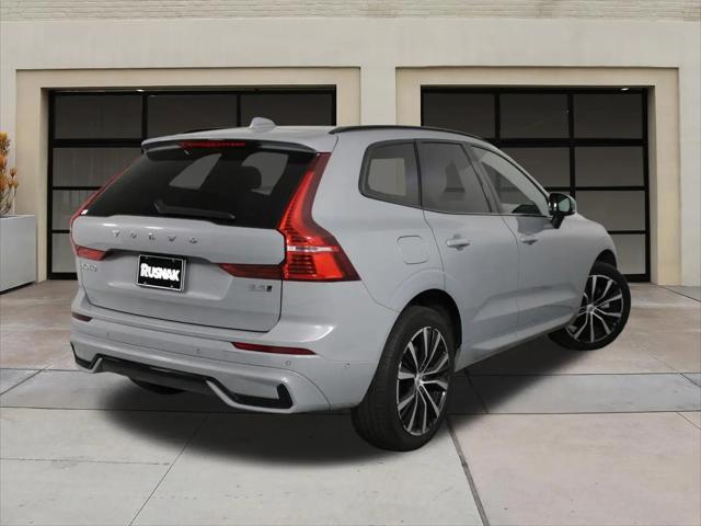 2024 Volvo XC60 B5 Plus Dark Theme