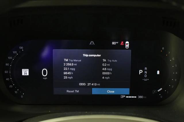 2024 Volvo XC60 B5 Plus Dark Theme