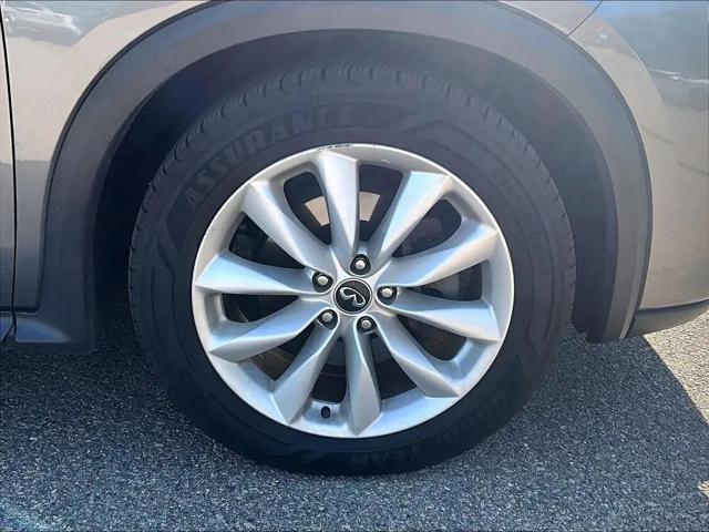 2019 INFINITI QX50 LUXE
