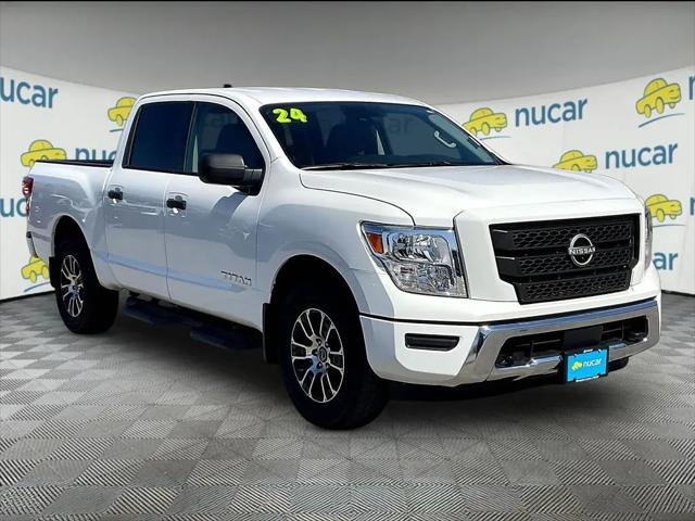 2024 Nissan Titan Crew Cab SV 4x4 for sale in North Attleboro, MA