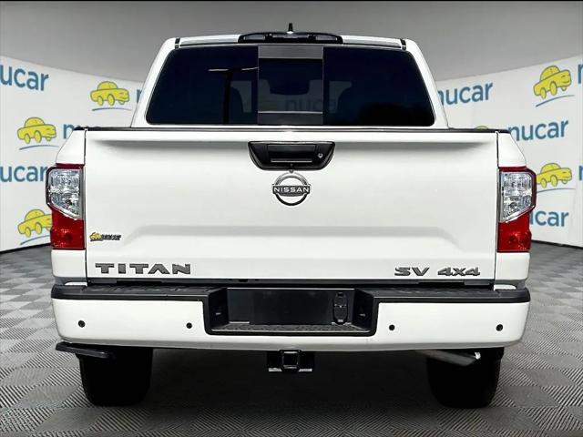 2024 Nissan Titan Crew Cab SV 4x4